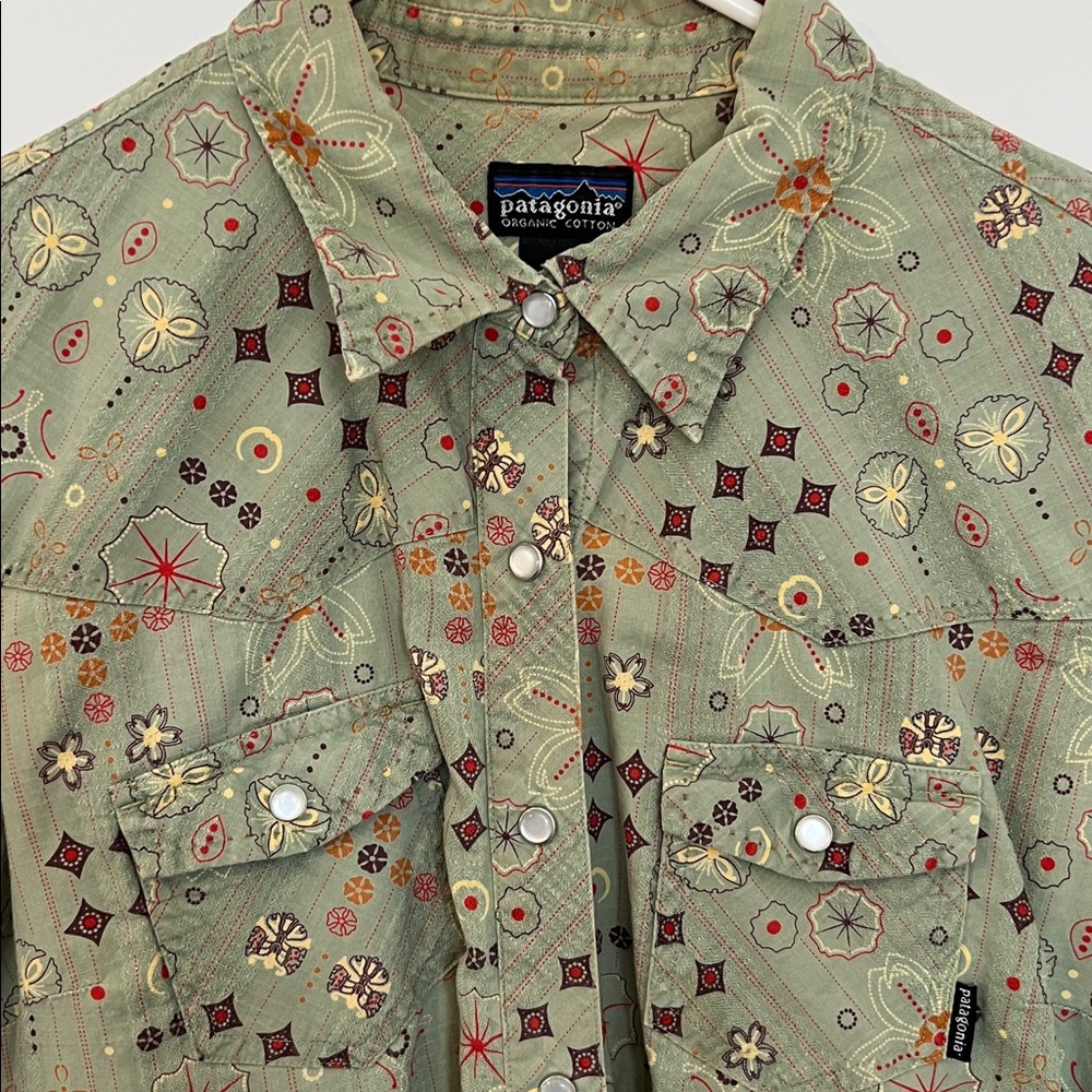 Patagonia Olive Green Geometric Print Western Shirt